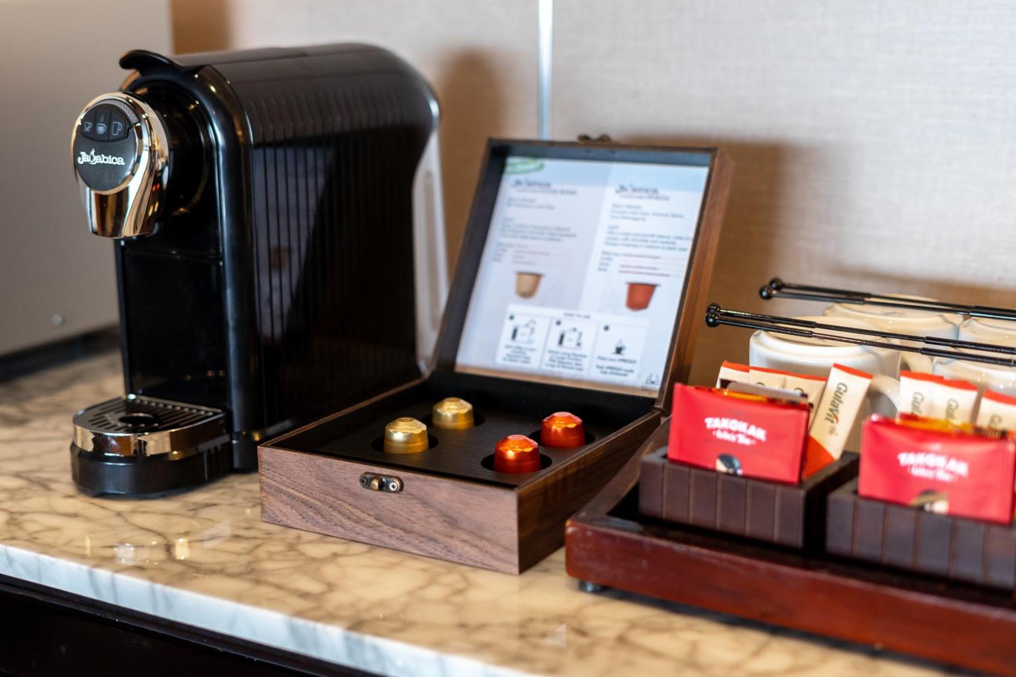 Discovery Kartika Plaza Hotel Kuta  Ngoại thất bức ảnh A Nespresso coffee machine