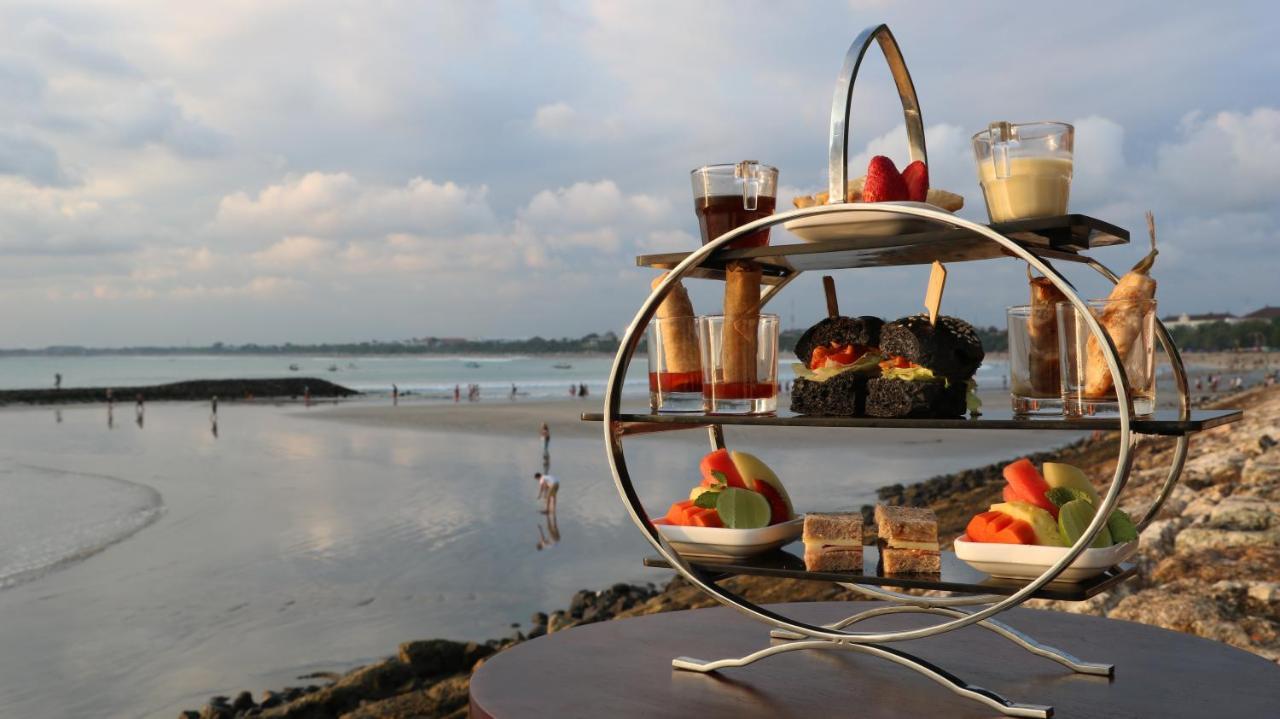 Discovery Kartika Plaza Hotel Kuta  Ngoại thất bức ảnh Afternoon tea at the beach